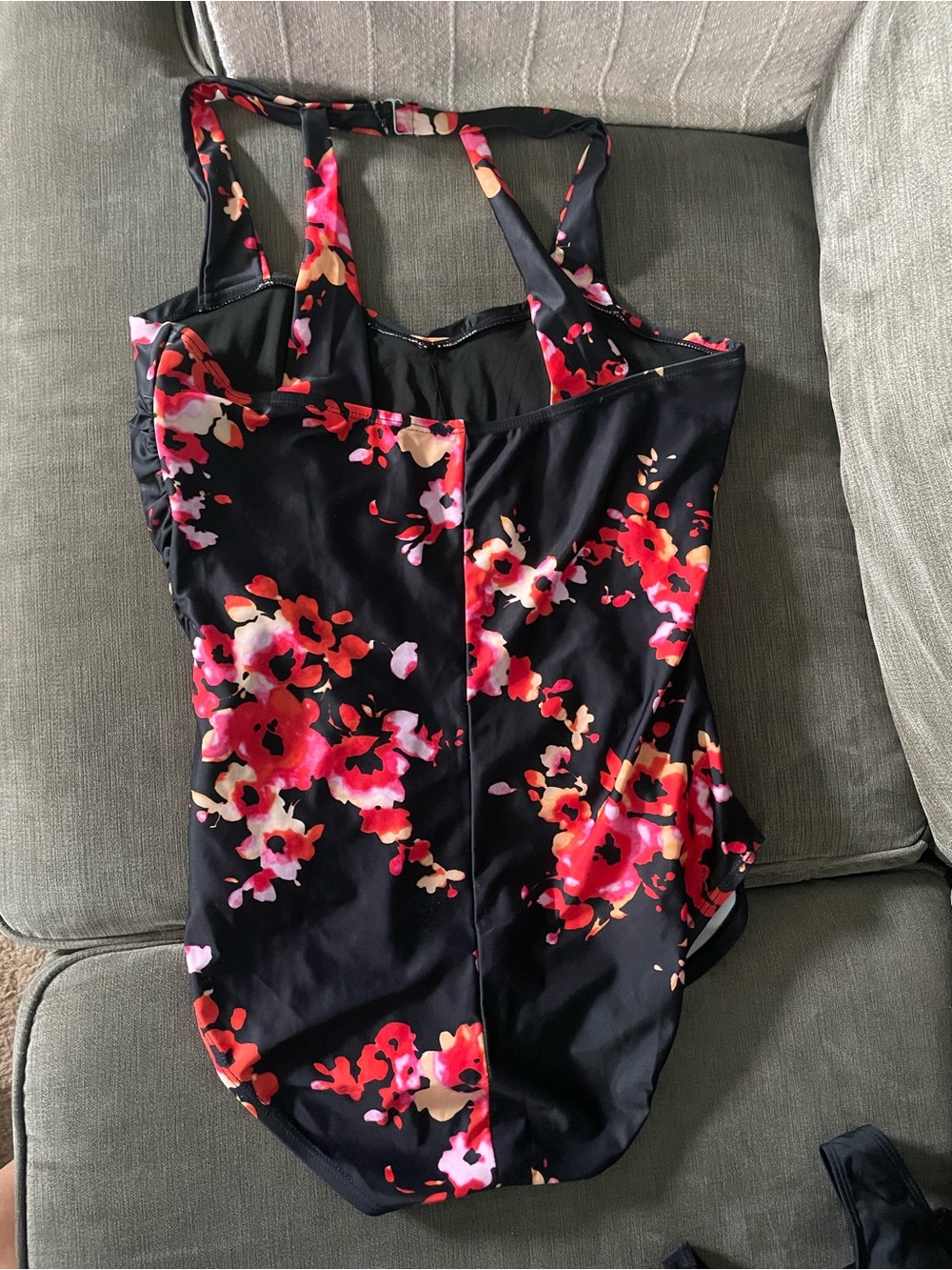 Womans XL Black Floral One-Piece Swimsuit - Pink & Red Flower Print
